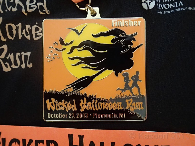 2013 Wicked 10K 260.JPG - 2013 Wicked Halloween 10K in Plymouth Michigan.